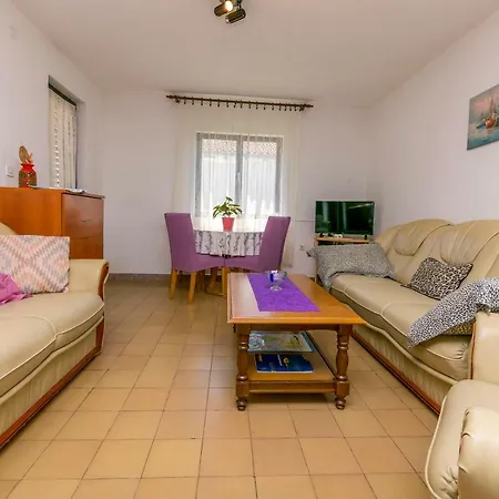 Nena Apartamento Rogoznica (Sibenik-Knin)